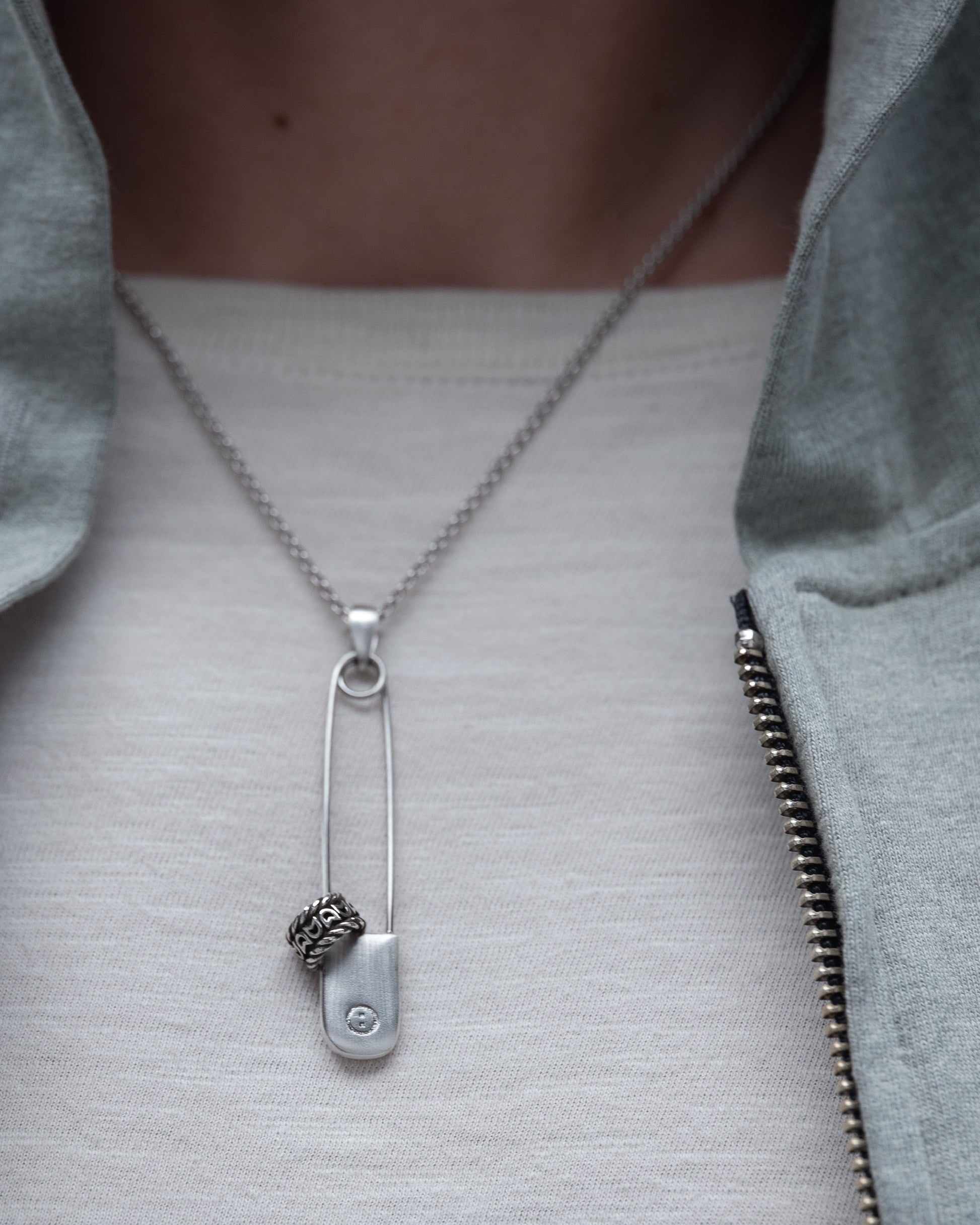 bellum:pendant