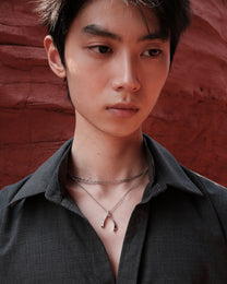 [ ECLAT WISHBONE PENDANT ]