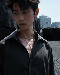 [ ECLAT WISHBONE PENDANT ]