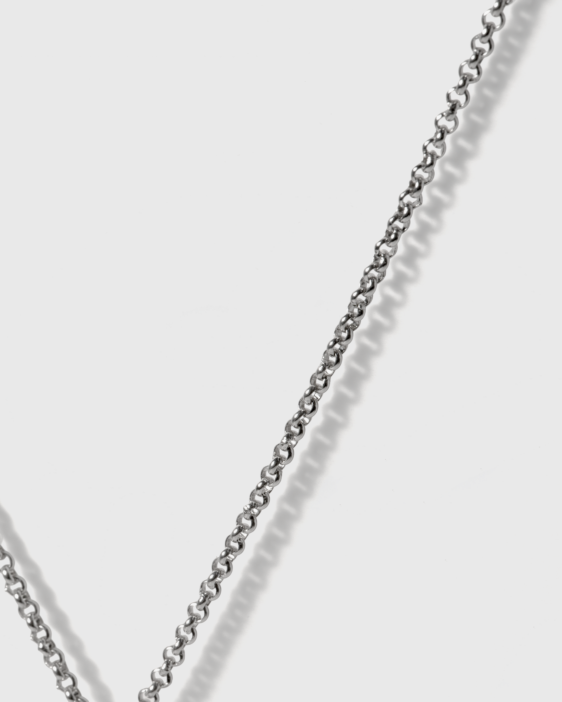 [ ECLAT WISHBONE PENDANT ]