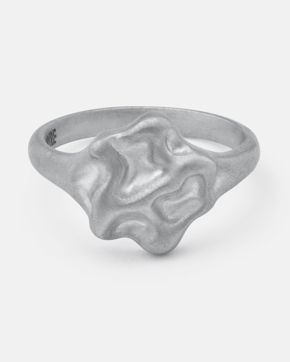 [ ECUME LIQUID SIGNET RING ]