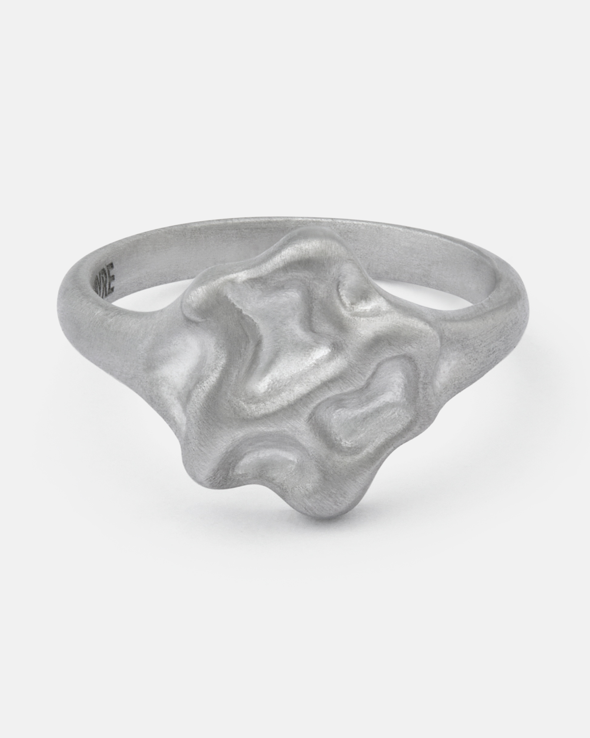 Ecume Liquid Signet Ring