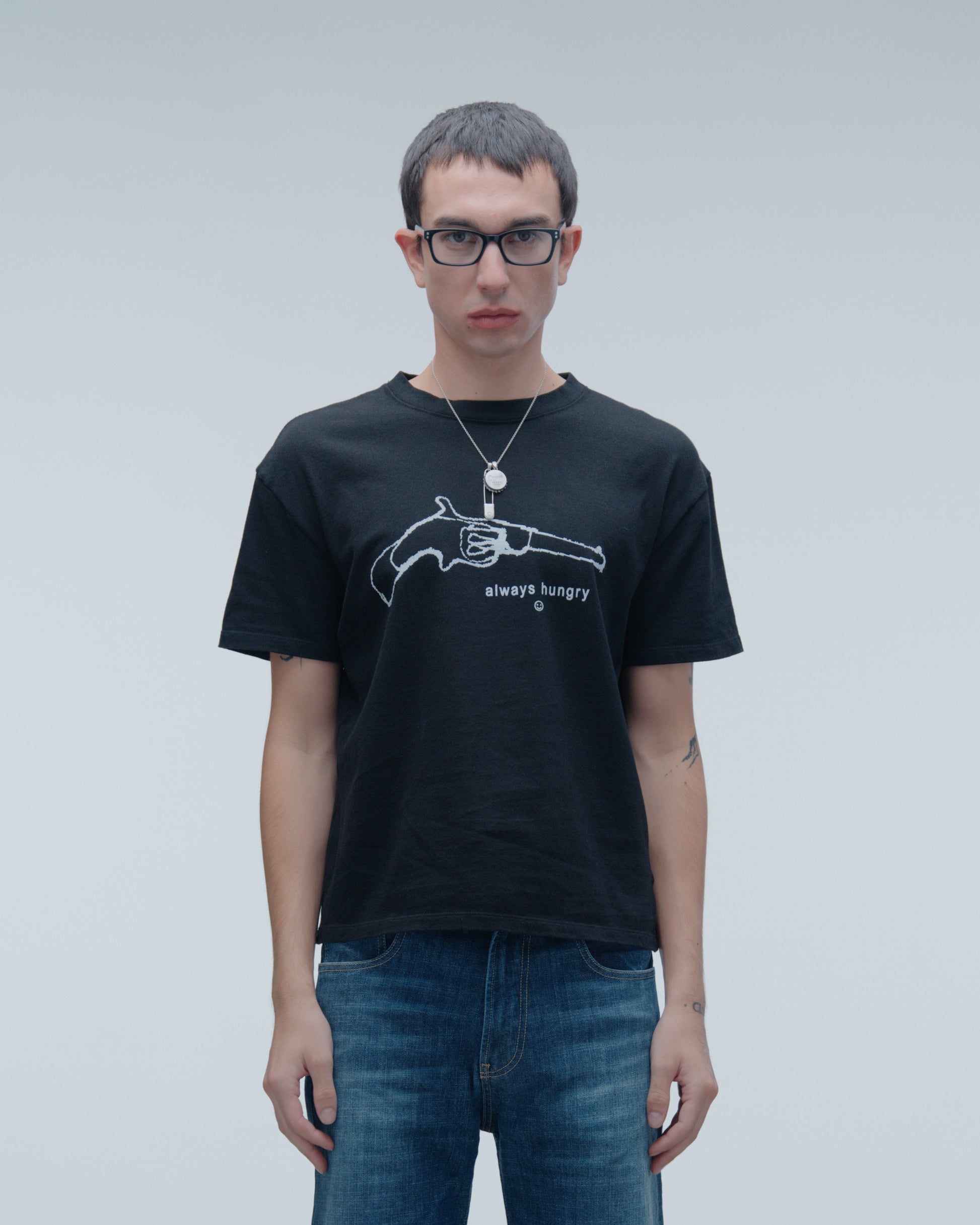 hungry:tee