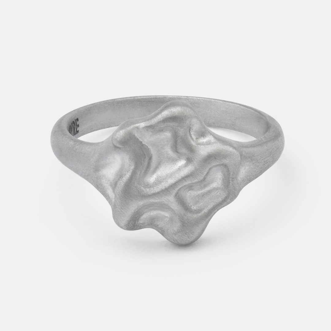 Ecume Liquid Signet Ring