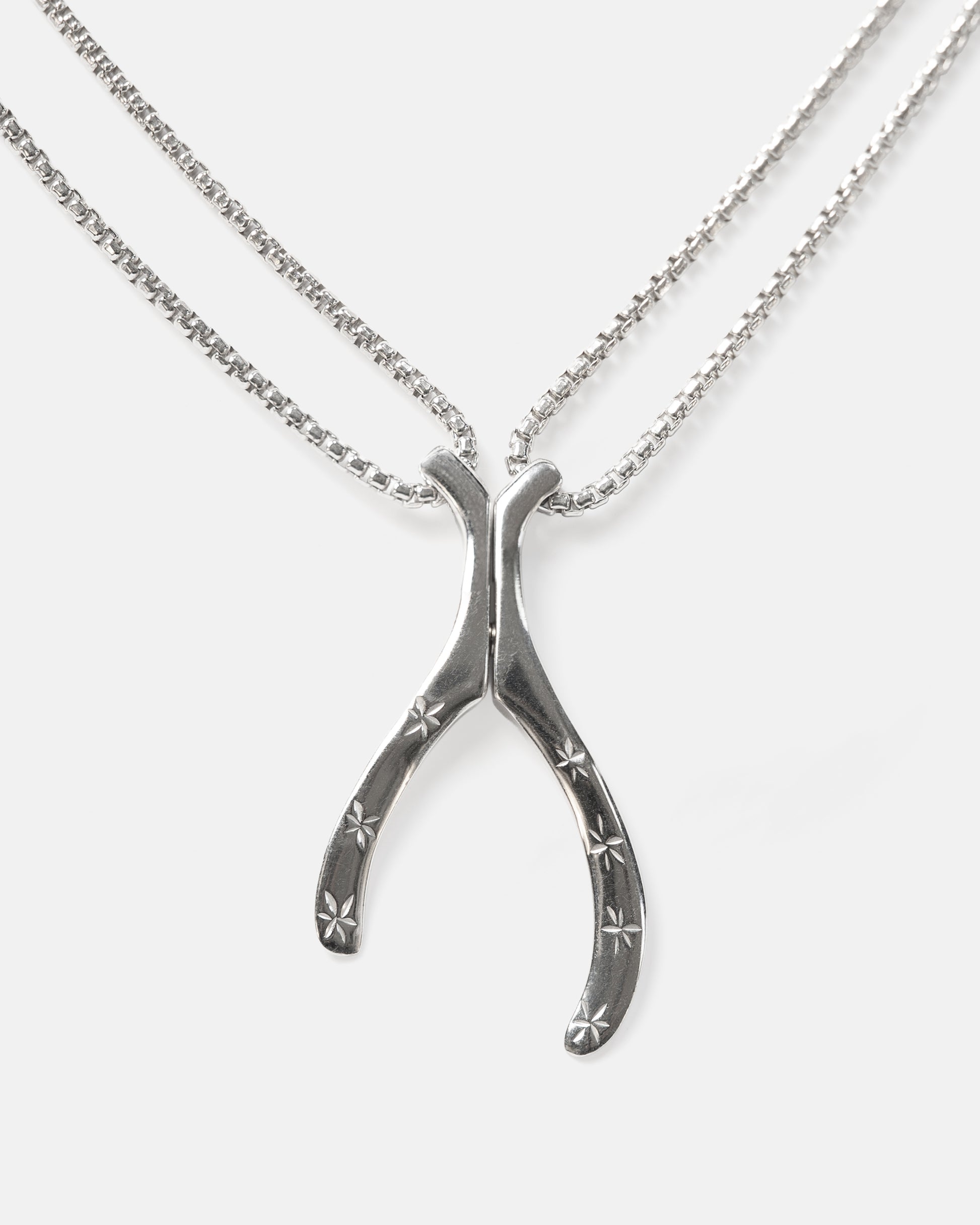 [ LIEN WISHBONE PENDANTS ]