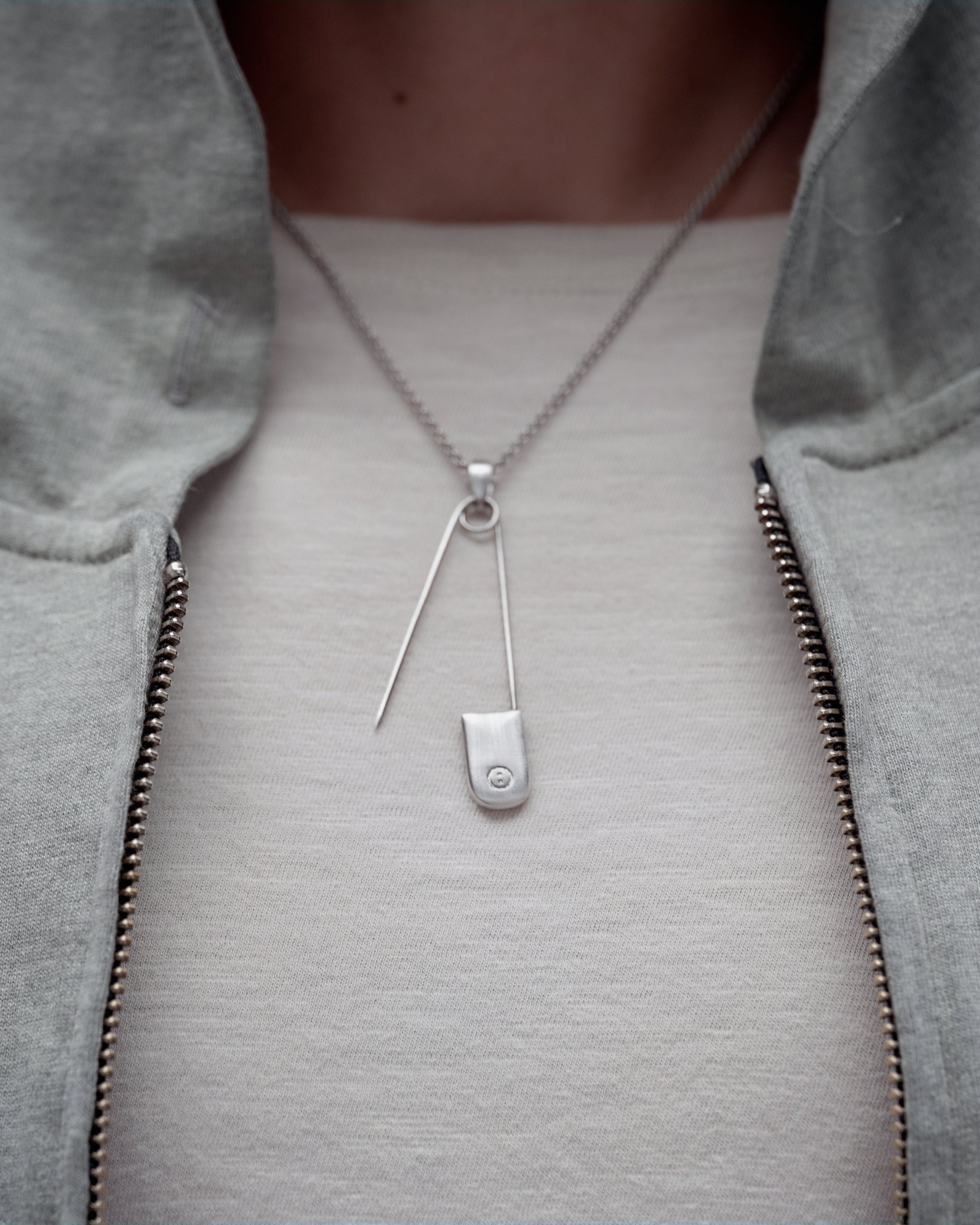 bellum:pendant