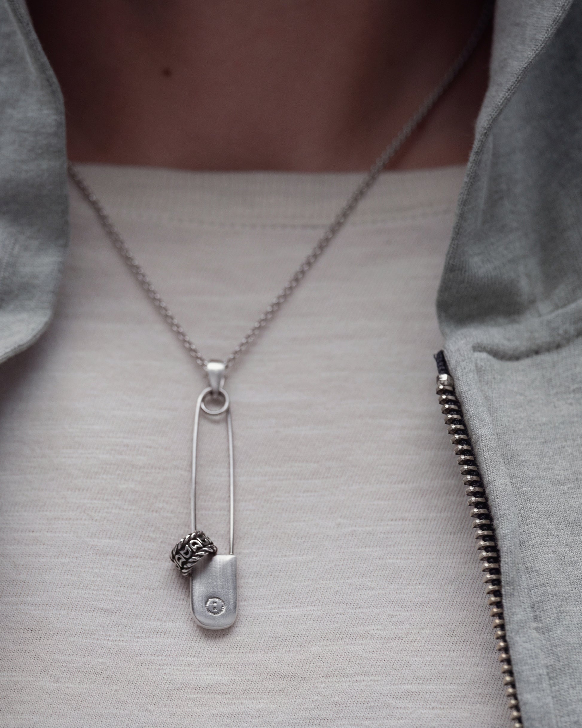 bellum:pendant