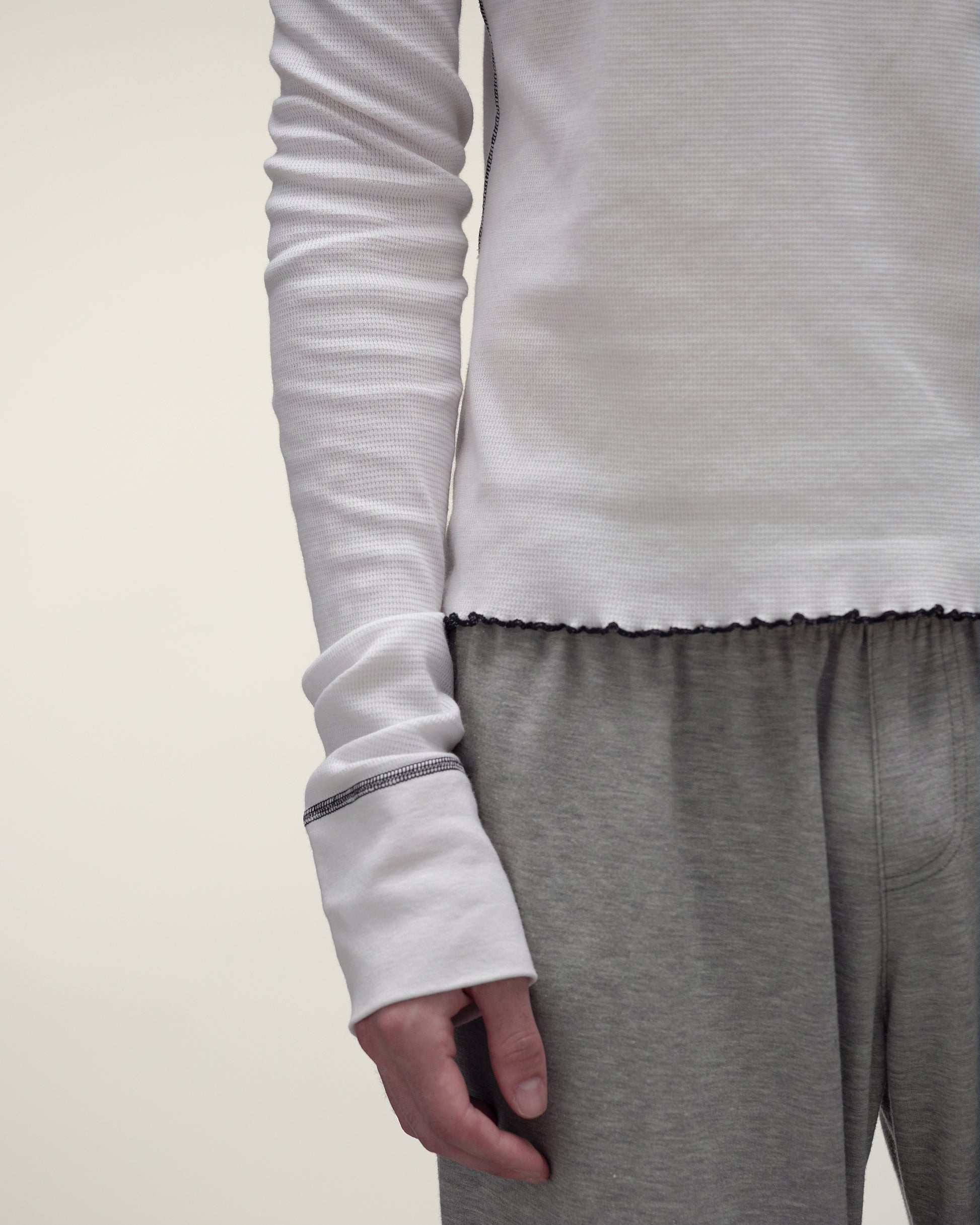 contra:longsleeve